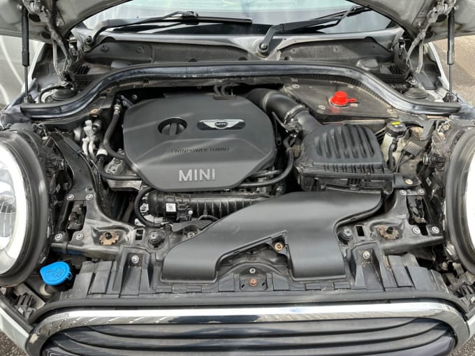 2025 Mini Hatch