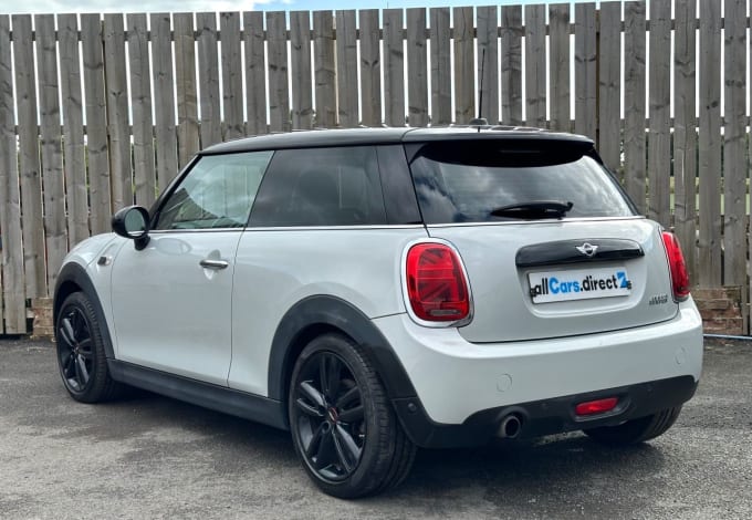 2025 Mini Hatch