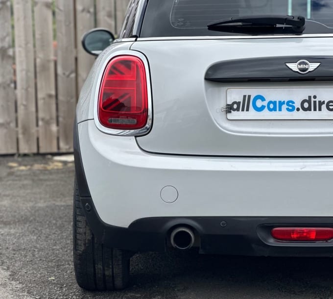 2025 Mini Hatch