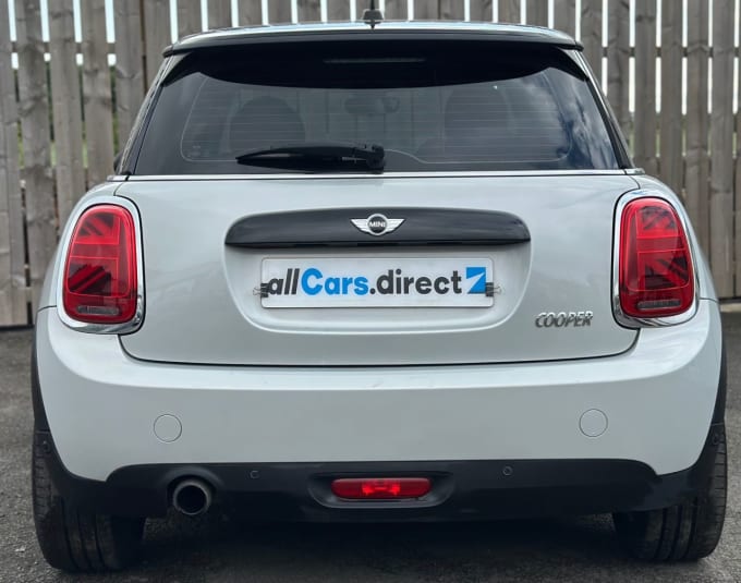 2025 Mini Hatch