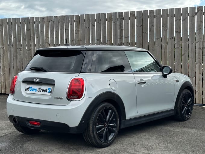 2025 Mini Hatch