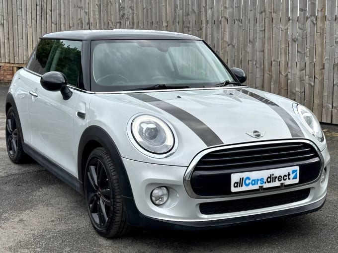 2025 Mini Hatch