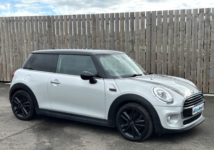 2025 Mini Hatch