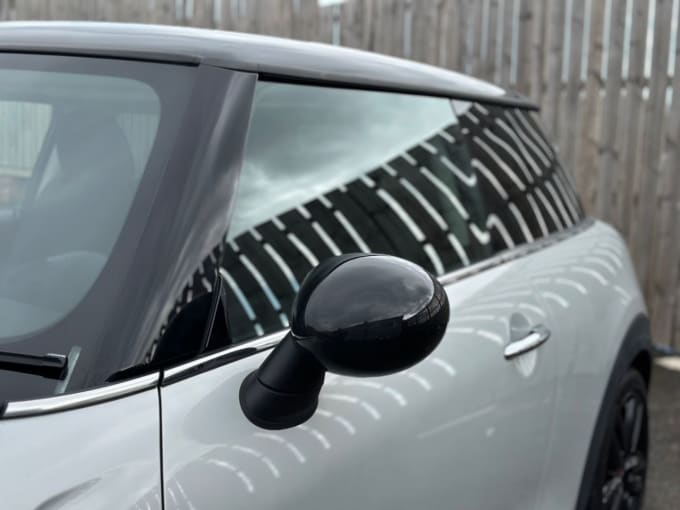 2025 Mini Hatch