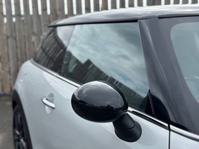 2025 Mini Hatch