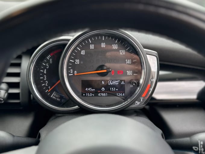 2025 Mini Hatch