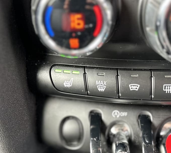 2025 Mini Hatch