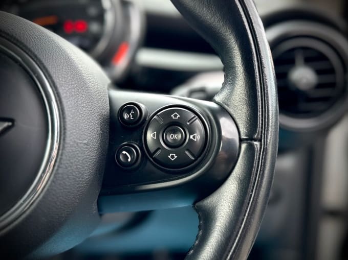 2025 Mini Hatch