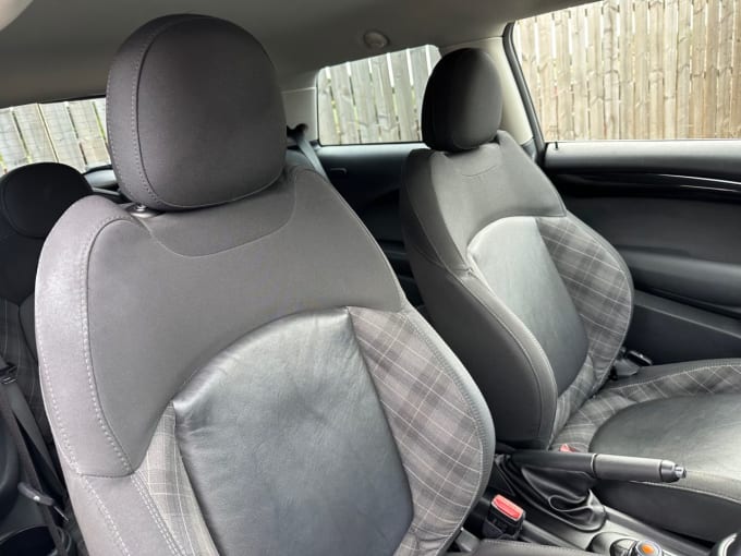 2025 Mini Hatch