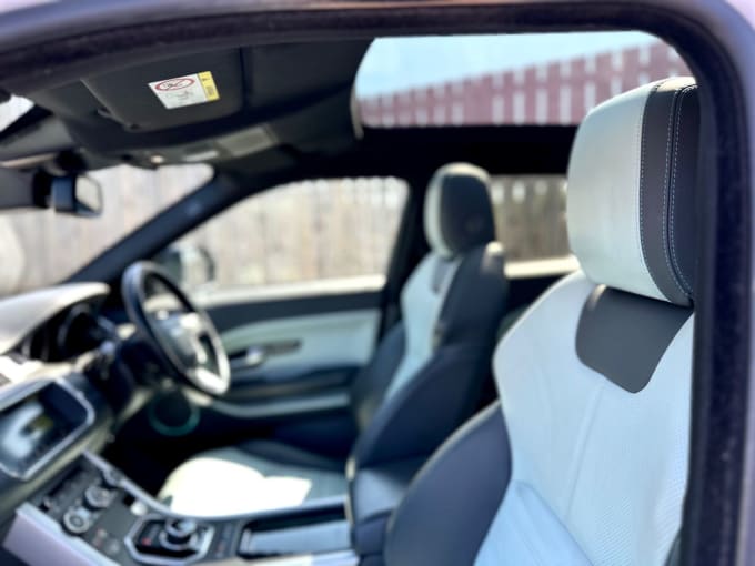2025 Land Rover Range Rover Evoque