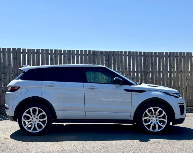 2025 Land Rover Range Rover Evoque