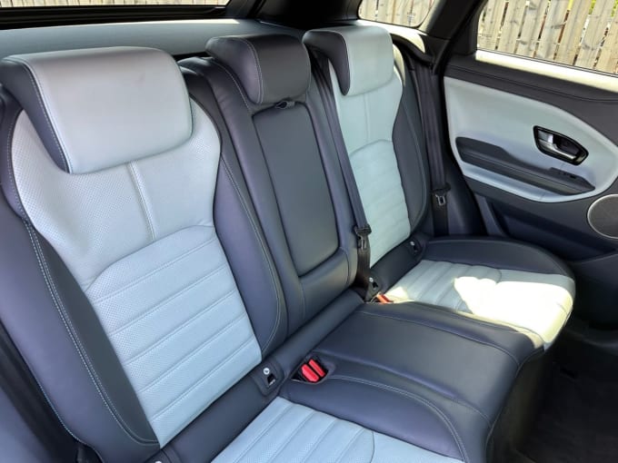 2025 Land Rover Range Rover Evoque