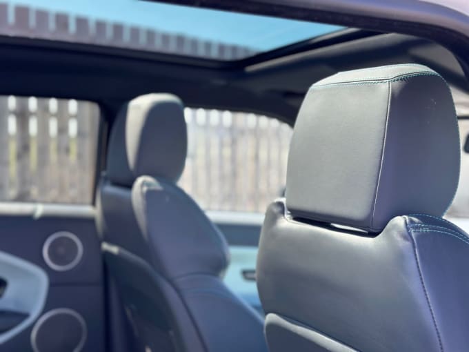 2025 Land Rover Range Rover Evoque