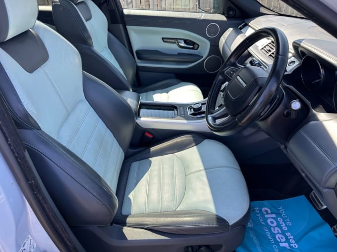 2025 Land Rover Range Rover Evoque