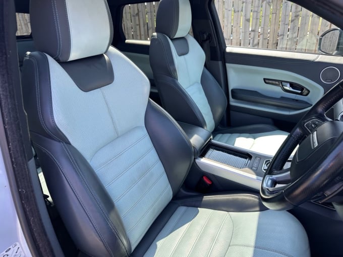 2025 Land Rover Range Rover Evoque