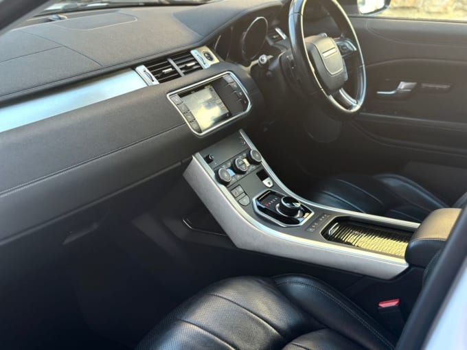 2025 Land Rover Range Rover Evoque