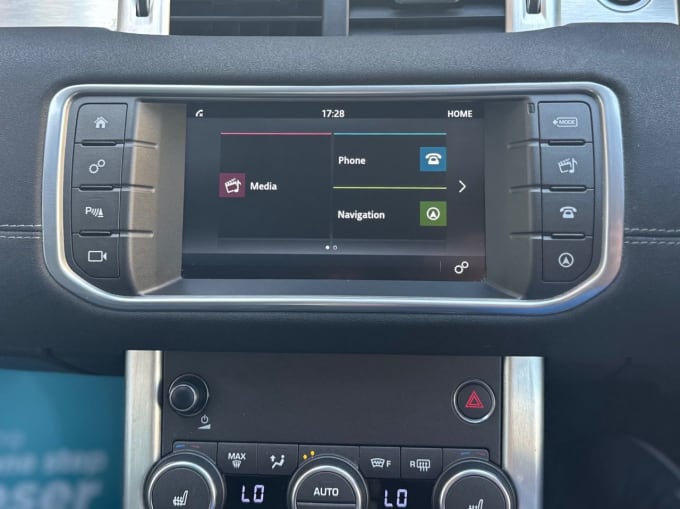 2025 Land Rover Range Rover Evoque