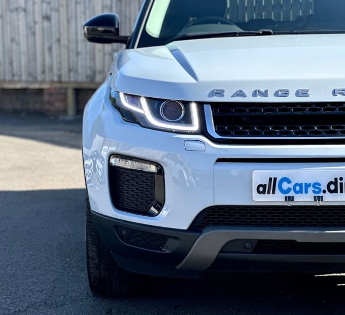 2025 Land Rover Range Rover Evoque
