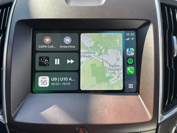 2025 Ford S-max