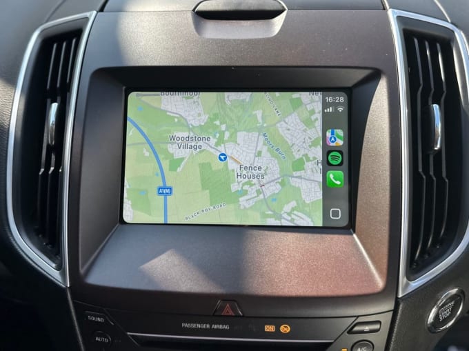 2025 Ford S-max