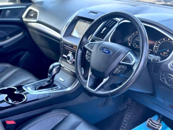 2025 Ford S-max
