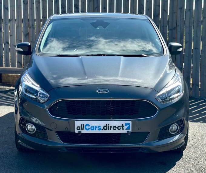 2025 Ford S-max