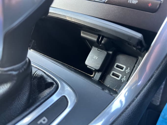 2025 Ford S-max