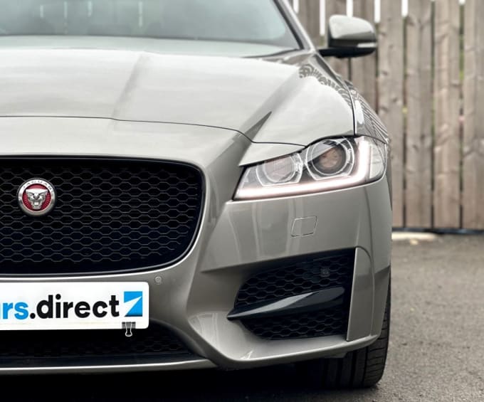 2025 Jaguar Xf