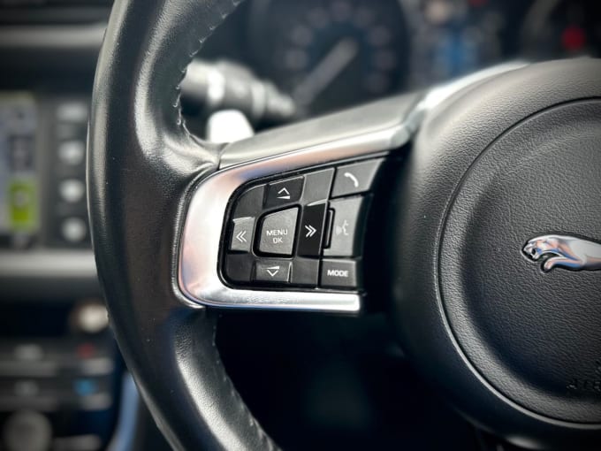 2025 Jaguar Xf