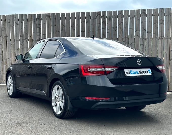 2025 Skoda Superb