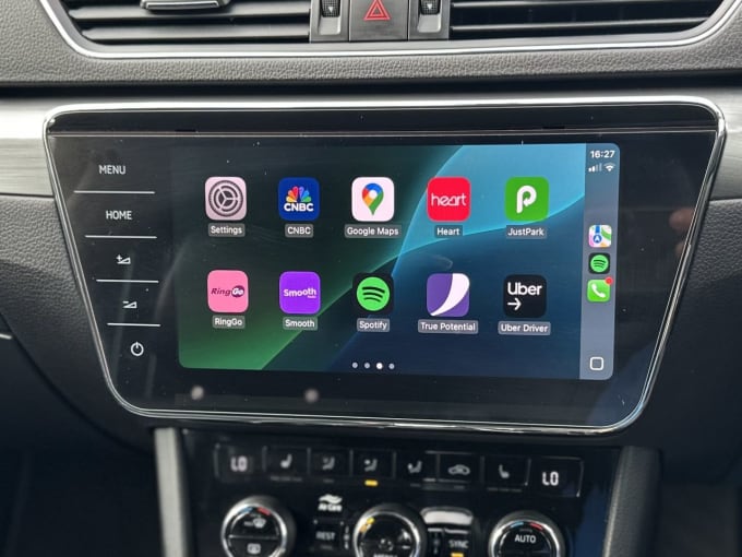 2025 Skoda Superb