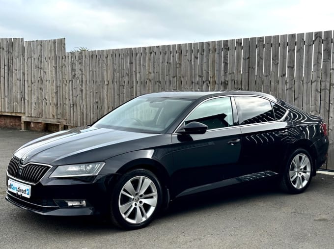 2025 Skoda Superb