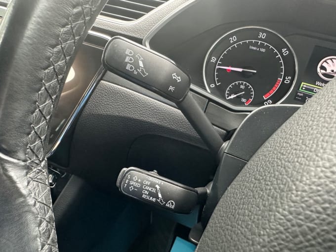 2025 Skoda Superb
