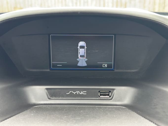 2025 Ford C-max