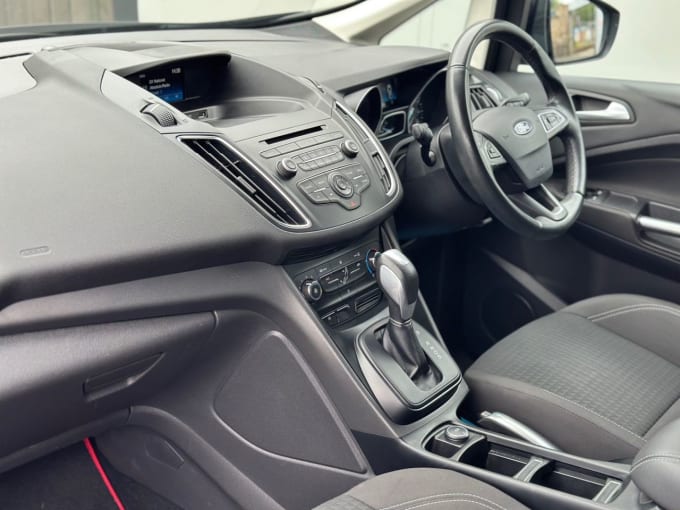 2025 Ford C-max