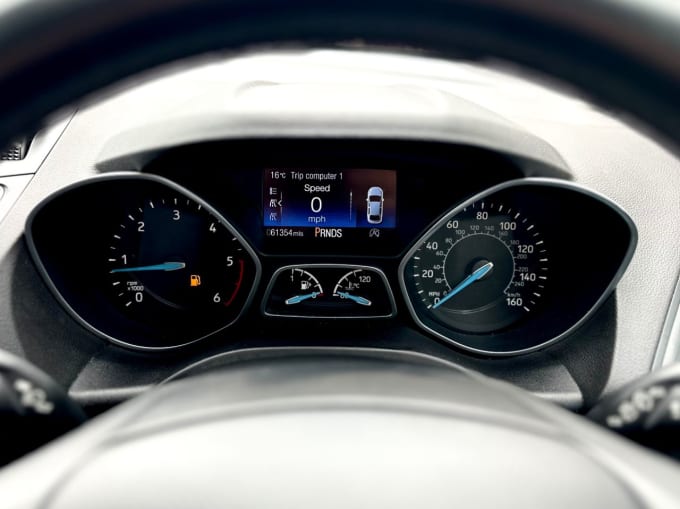2025 Ford C-max