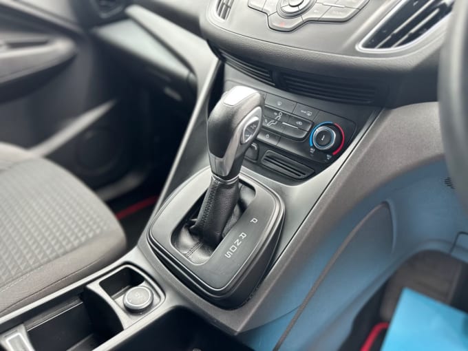 2025 Ford C-max