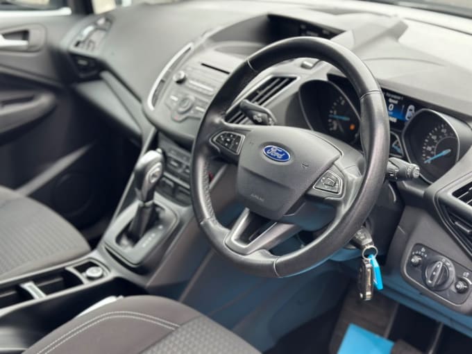 2025 Ford C-max