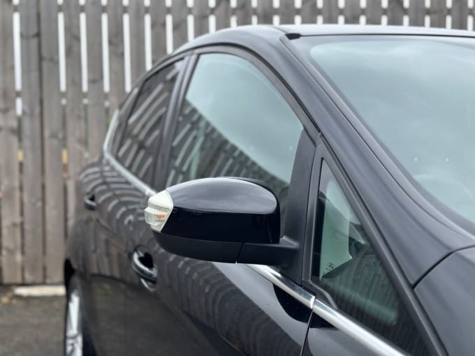 2025 Ford C-max