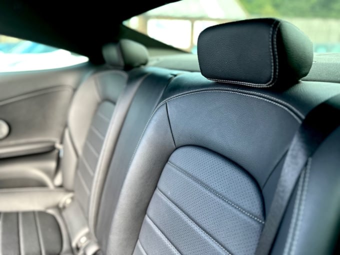 2025 Mercedes-benz C-class
