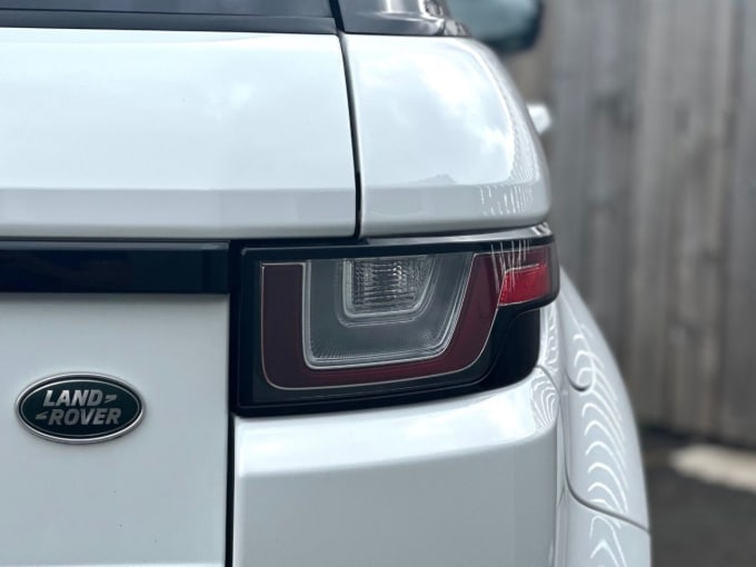 2025 Land Rover Range Rover Evoque