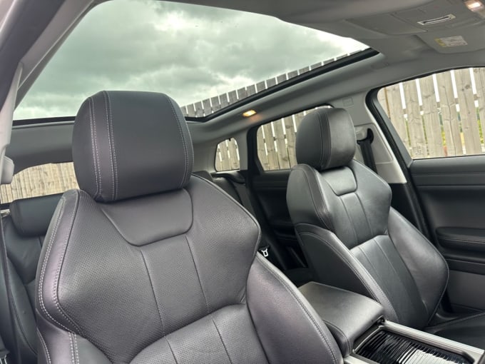 2025 Land Rover Range Rover Evoque