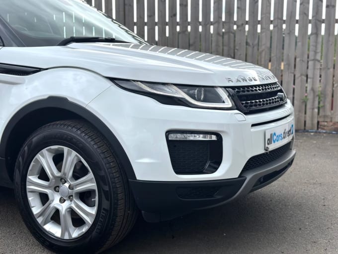 2025 Land Rover Range Rover Evoque