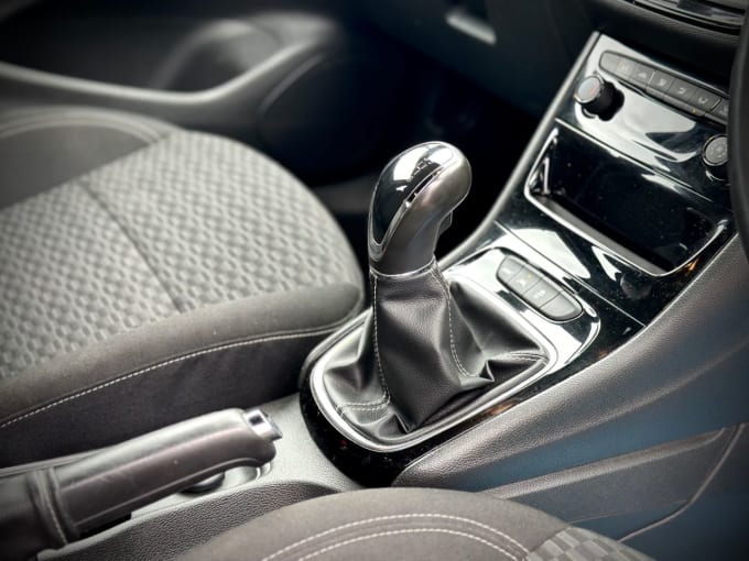2025 Vauxhall Astra