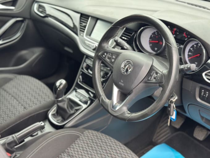 2025 Vauxhall Astra