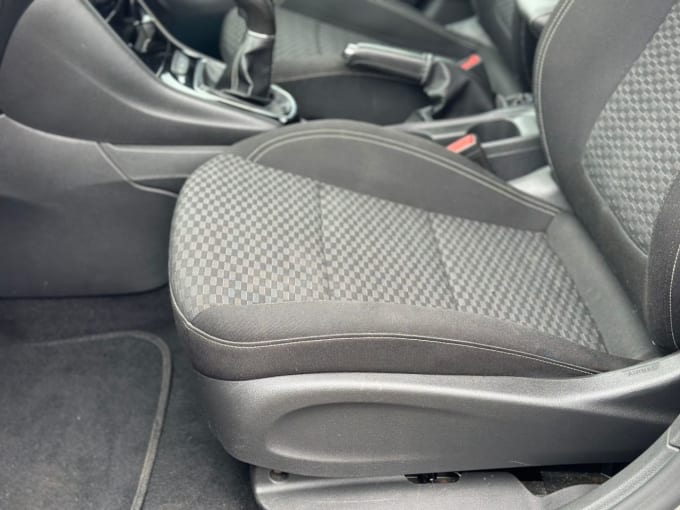 2025 Vauxhall Astra