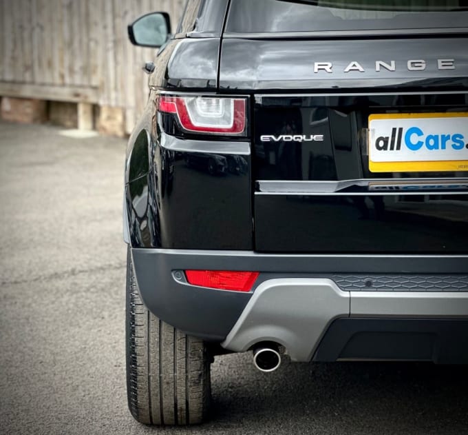 2025 Land Rover Range Rover Evoque