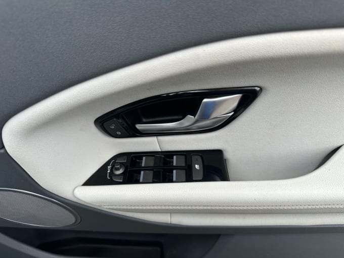 2025 Land Rover Range Rover Evoque