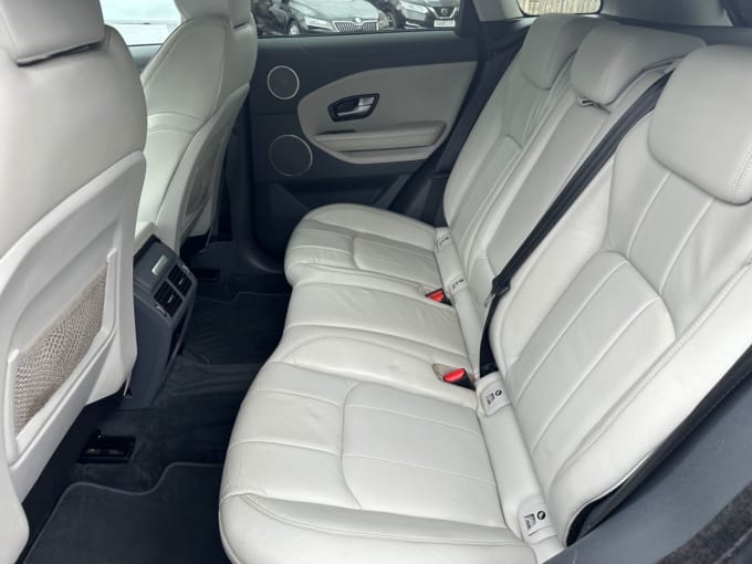 2025 Land Rover Range Rover Evoque