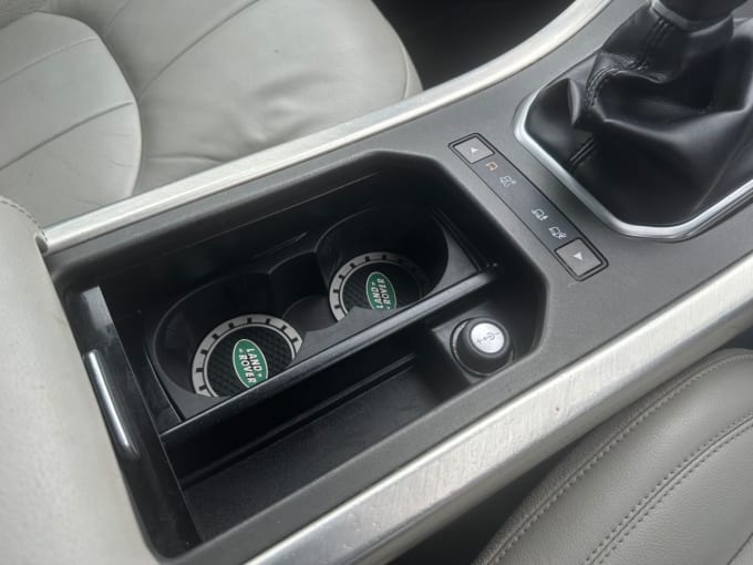 2025 Land Rover Range Rover Evoque